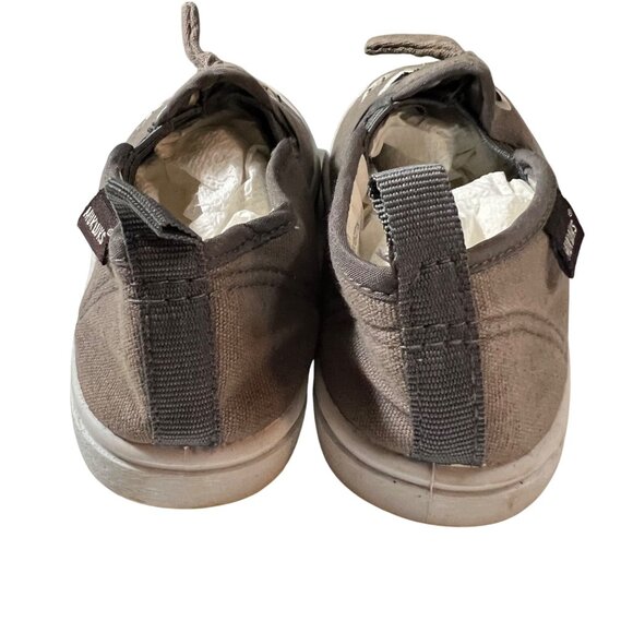 Muk Luks Kids Shark Slip-On Shoes Size 8 - Picture 6 of 8